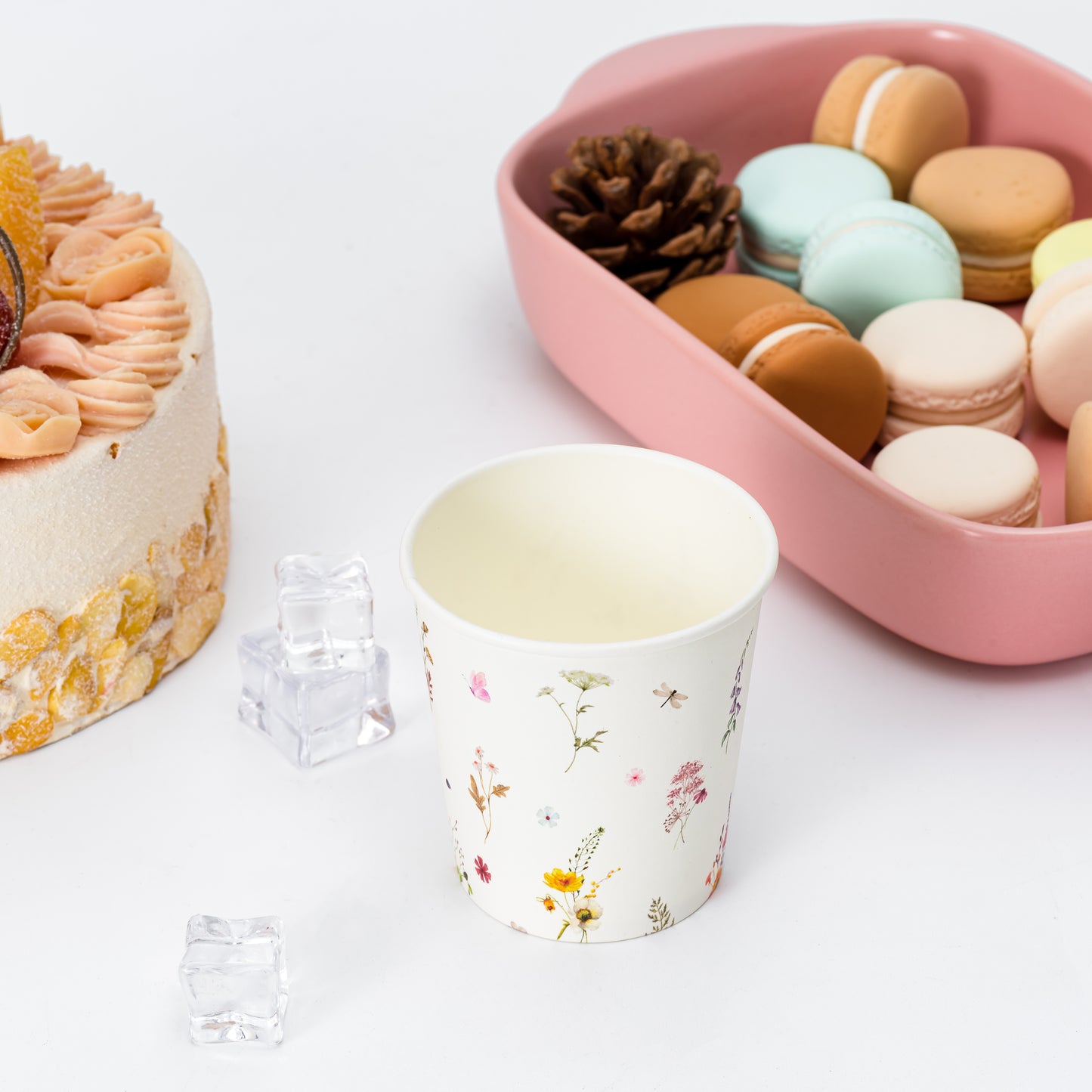 Crisky 100 Pack 5oz Paper Cups, Disposable Bathroom Cups, Elegant Design Floral Small Mouthwash Cup, Hot/Cold Beverage Coffee, Dessert Cup for Birthday Parties, Home-use, Picnics, Ceremonies