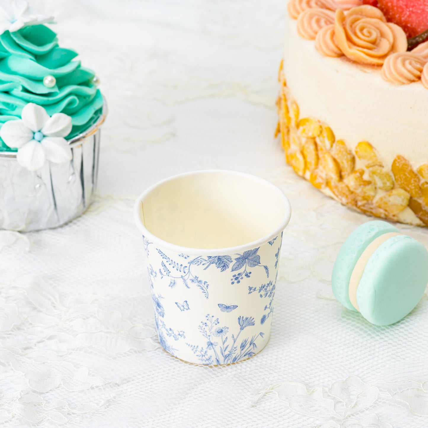 Crisky 300 Pack Paper Bathroom Cups 3oz Disposable Elegant Design Blue Floral Small Mouthwash Hot/Cold Beverage Coffee Dessert for Birthday Parties Home-use Picnics Ceremonies