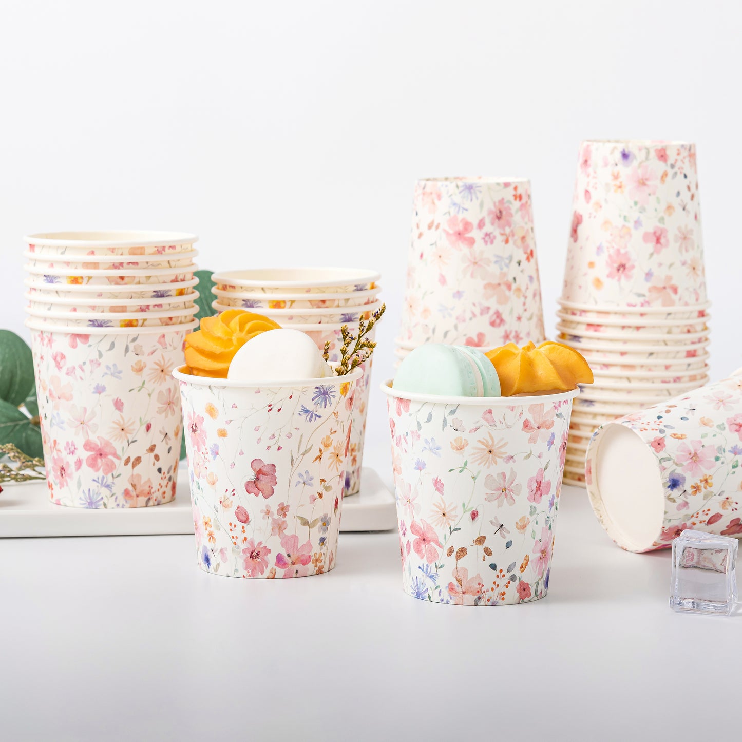 Crisky 5oz Paper Cups Dixie Cup[100 Pack], Disposable Bathroom Cups, Elegant Design Floral Small Mouthwash Cup, Hot/Cold Beverage Coffee, Dessert for Birthday Parties, Home-use, Picnics, Ceremonies