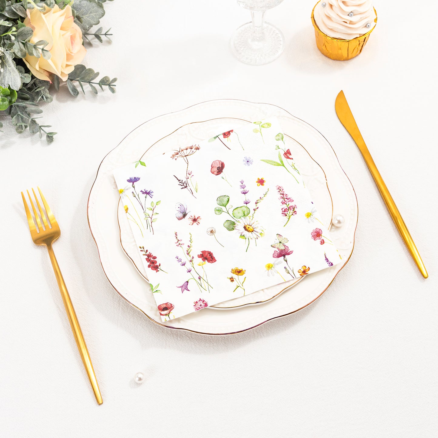 Crisky 100 Pcs Floral Luncheon Napkins Disposable Napkins for Wedding/Engagement/Bridal Shower/Baby Shower/Anniversary Tea Party Decoration, 3-Ply