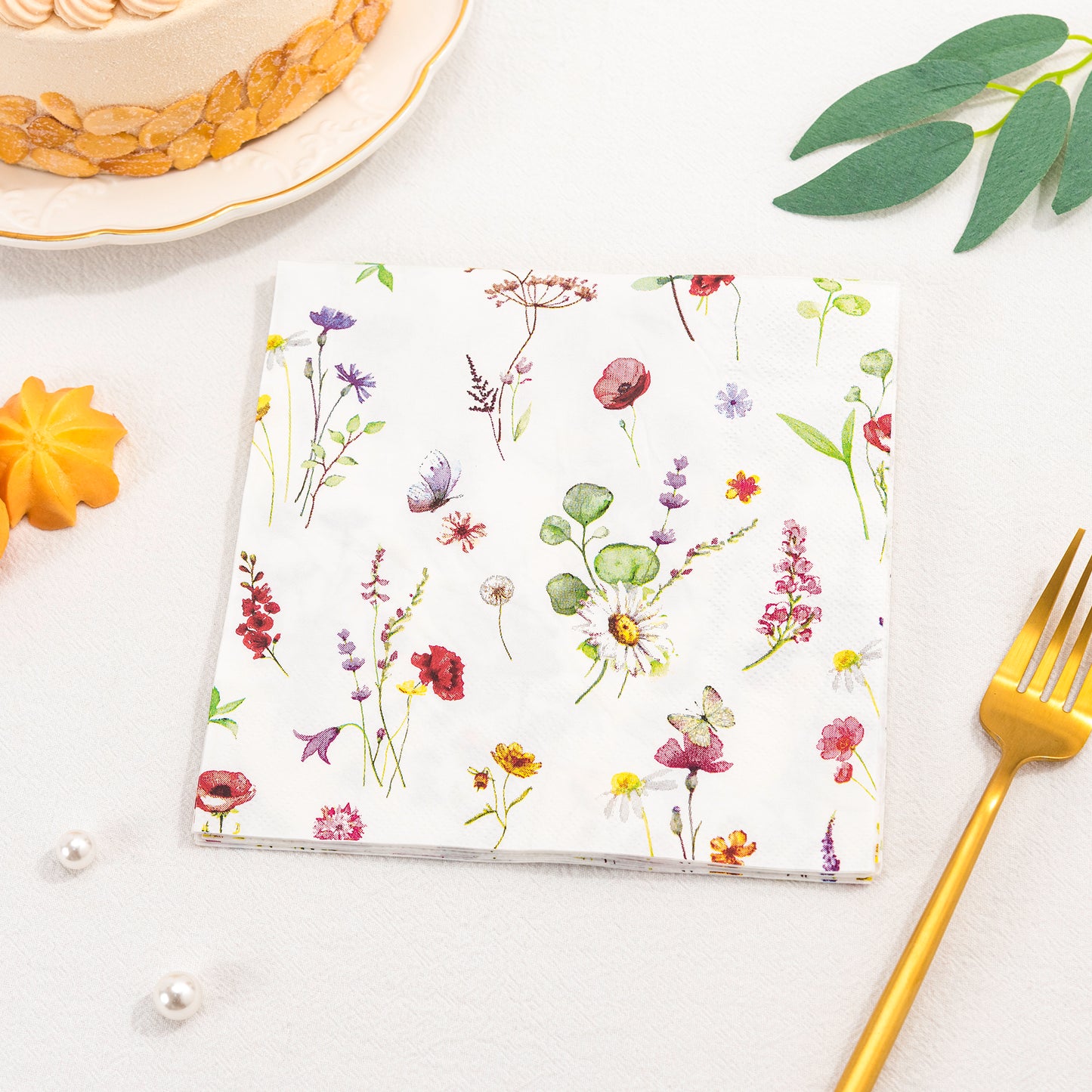 Crisky 100 Pcs Floral Luncheon Napkins Disposable Napkins for Wedding/Engagement/Bridal Shower/Baby Shower/Anniversary Tea Party Decoration, 3-Ply